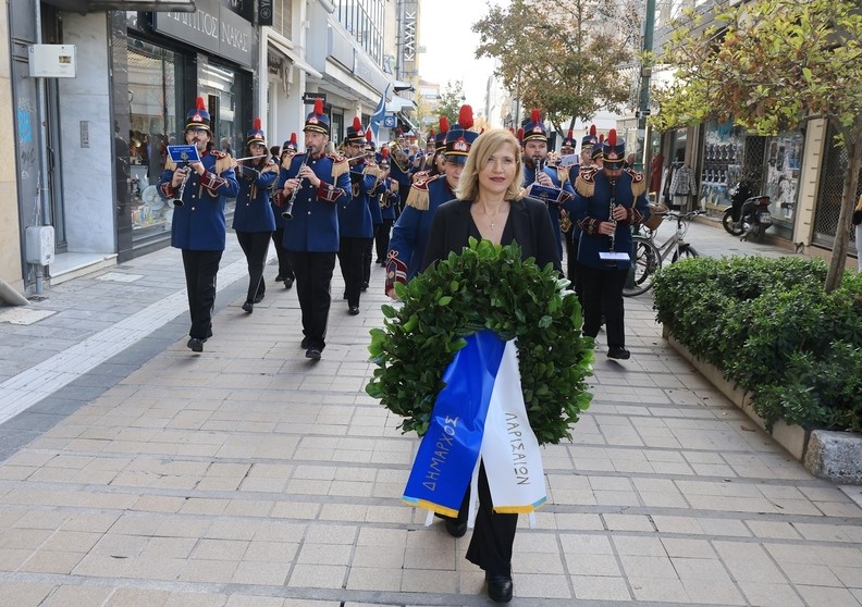 Τιμά την απελευθέρωσή της από τη γερμανική κατοχή